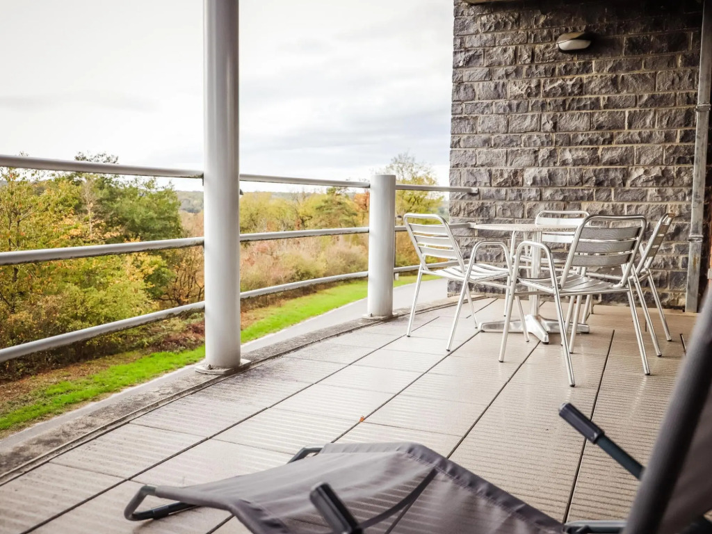 Apartment With a View of Durbuy Golf Course