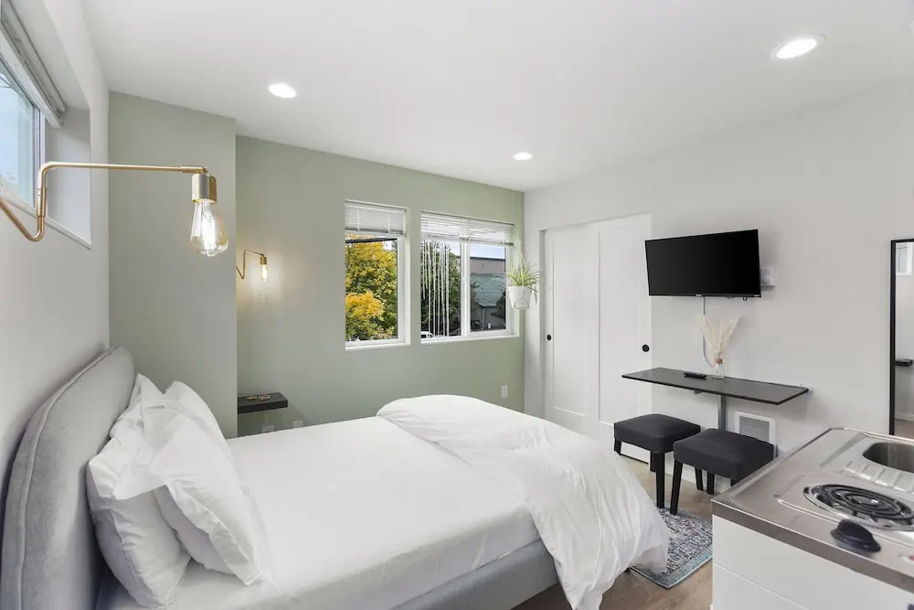 Ballard's sweet suites