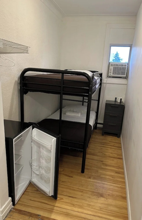 Hotel Mini Inc