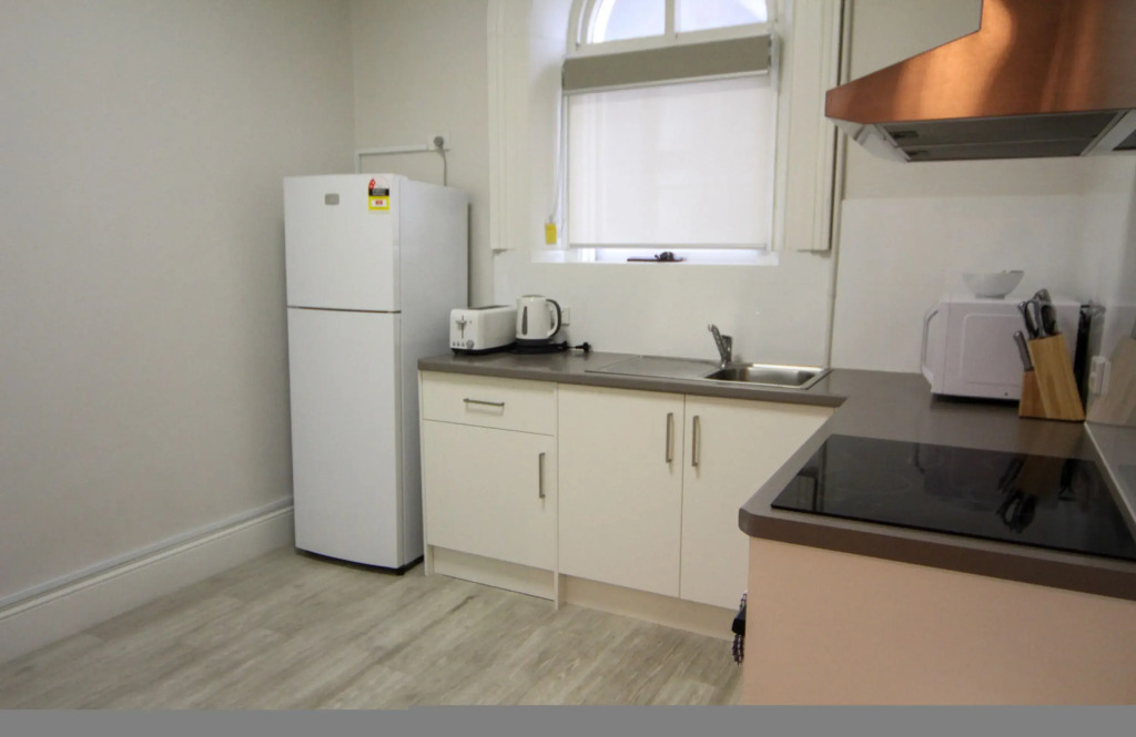 Seafield Tower Glenelg Apartment