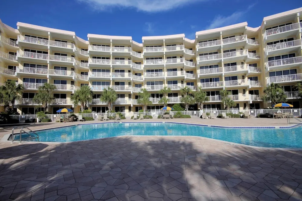 Gulfside 508 - 2 Br condo by RedAwning