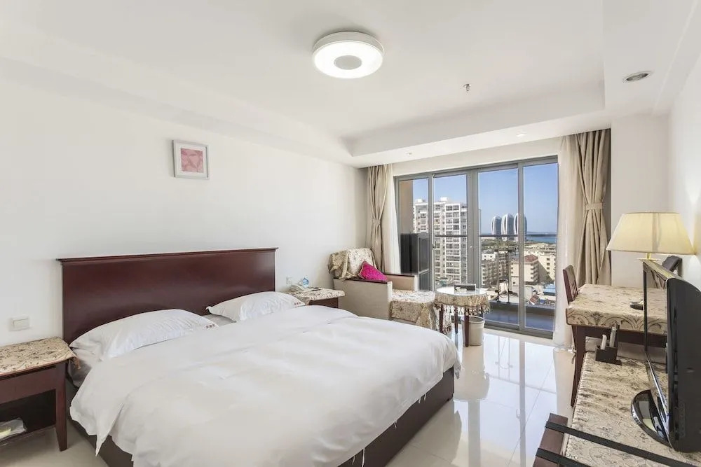 Sanya Huabaoshi Hotel