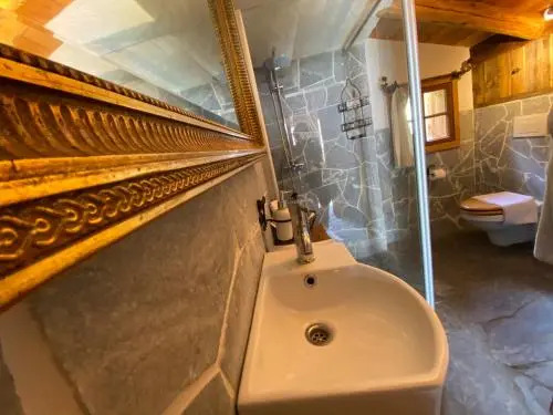 Grand Chalet