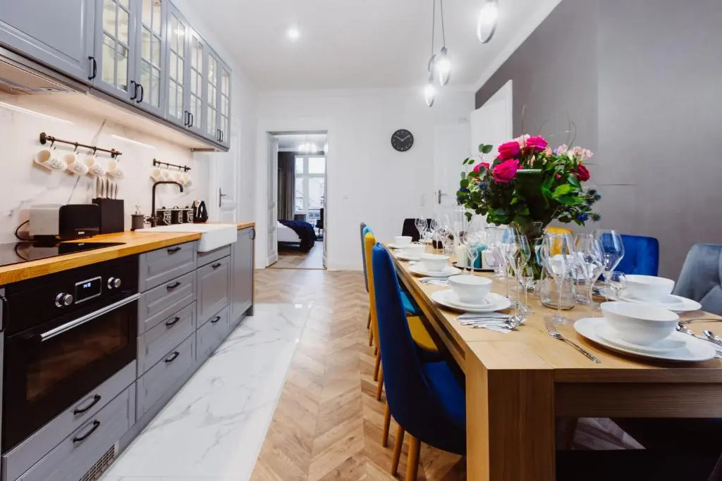 KrakowLiving - Blich Apartment