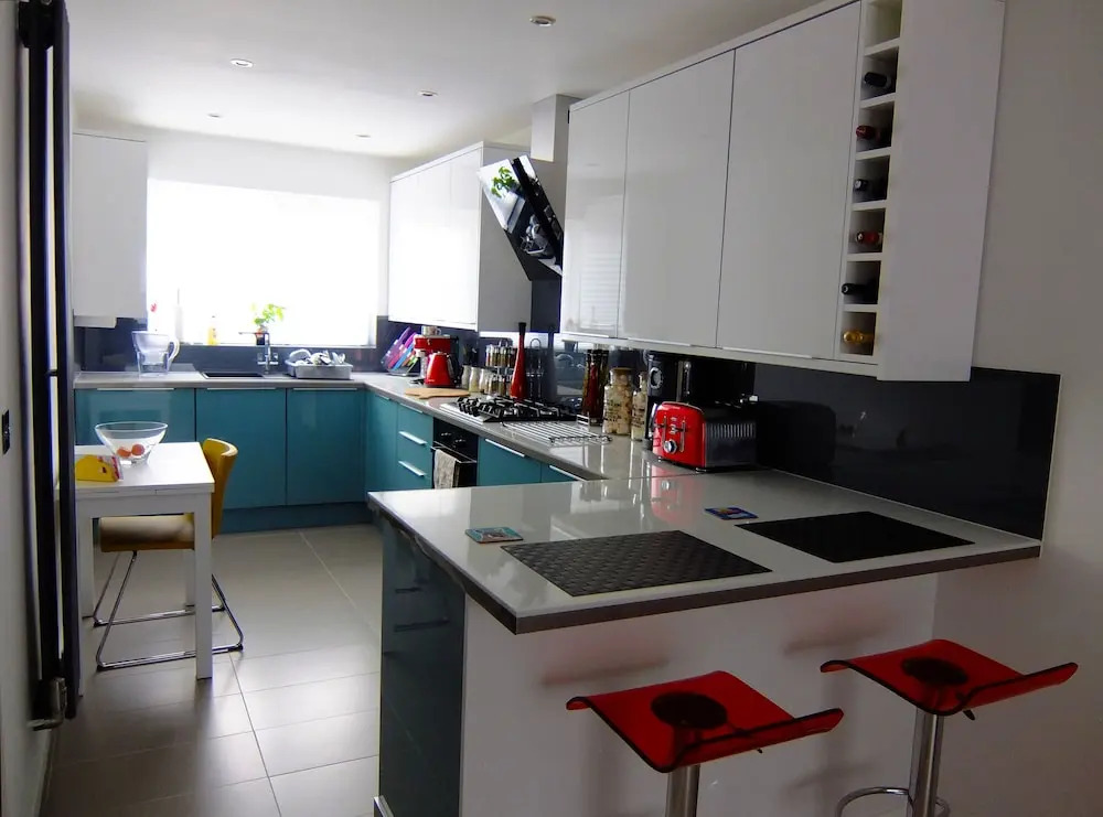 Modern Clapham Jct Apt with Parking