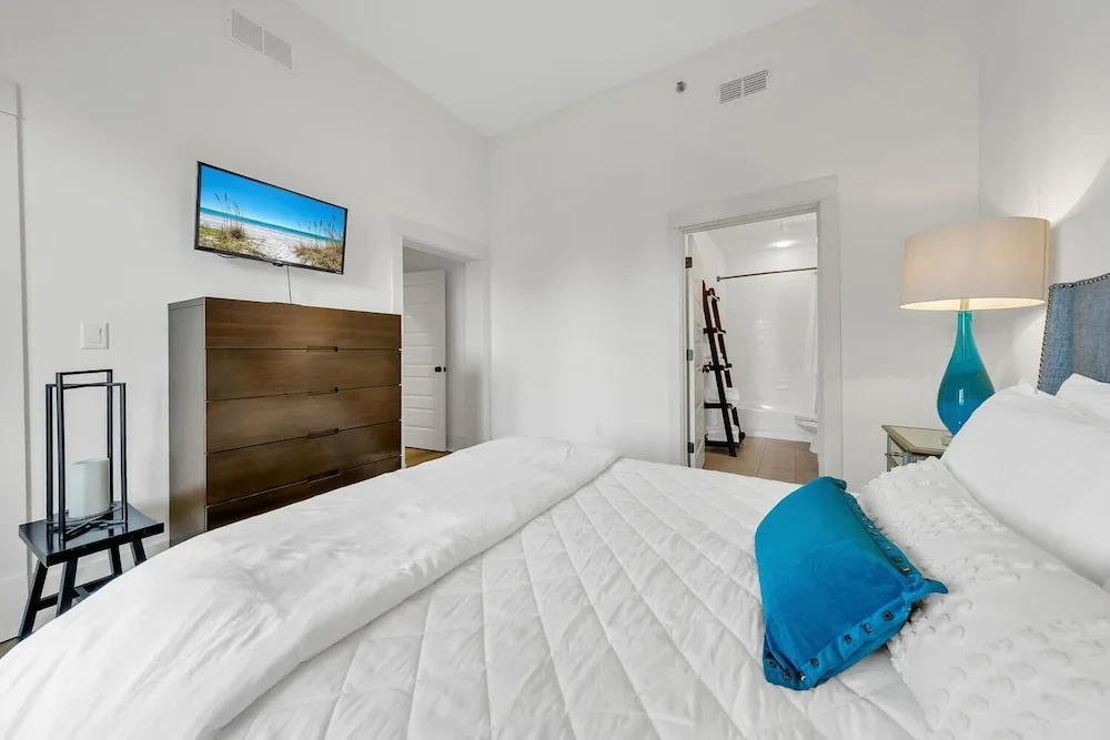 Redfish Village M1222