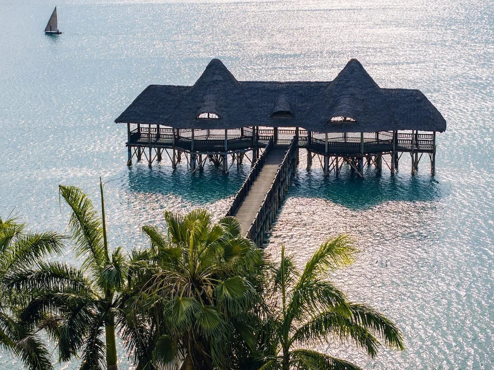Отель Delta Hotels Dar es Salaam