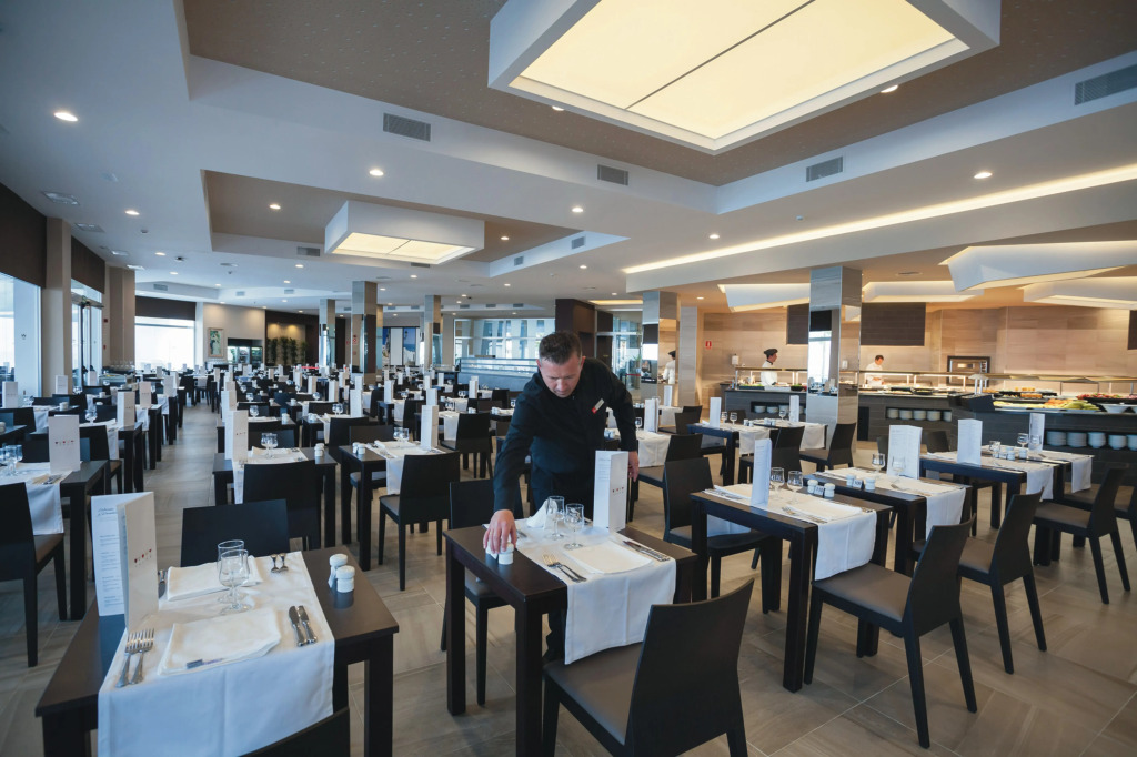 Hotel Riu Monica
