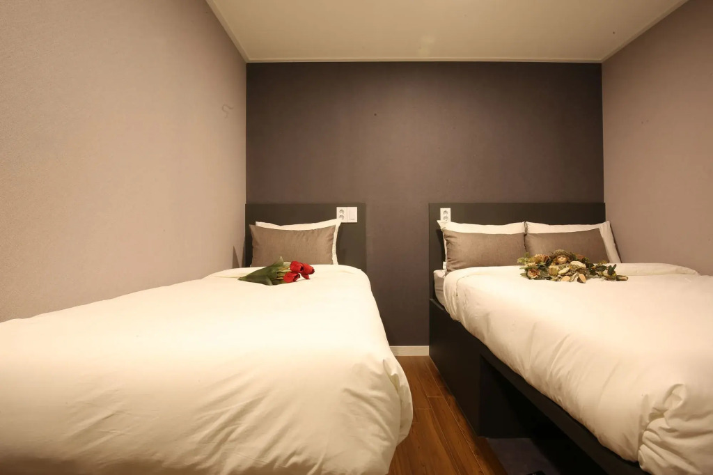 Step Inn Myeongdong 1