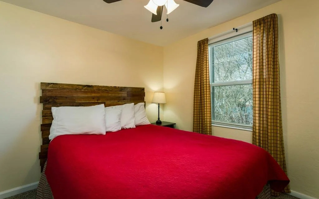 The Suites of Lava Hot Springs