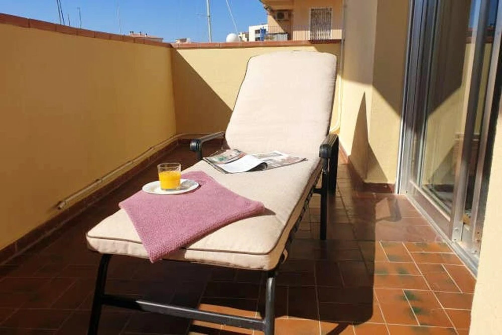 Apartment with One Bedroom in Roses, with Shared Pool, Furnished Terrace And Wifi - 350 M From the Beach