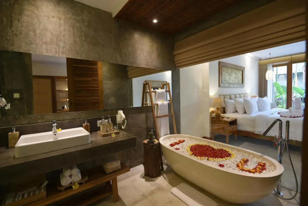 Purana Suite Ubud