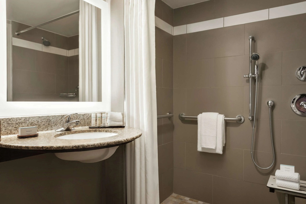 Embassy Suites by Hilton Atlanta Alpharetta