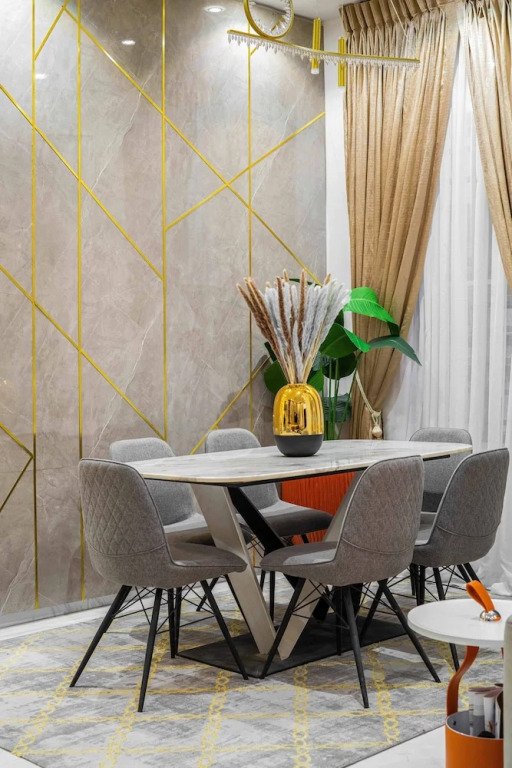 Jayjay Homes And Apartment