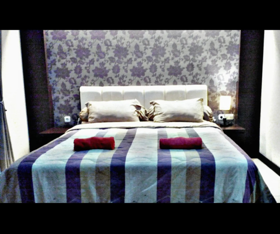 RH Hotel