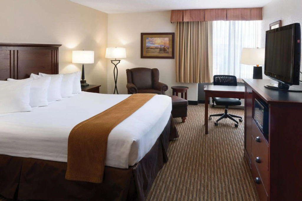 Ramkota Hotel & Conference Center