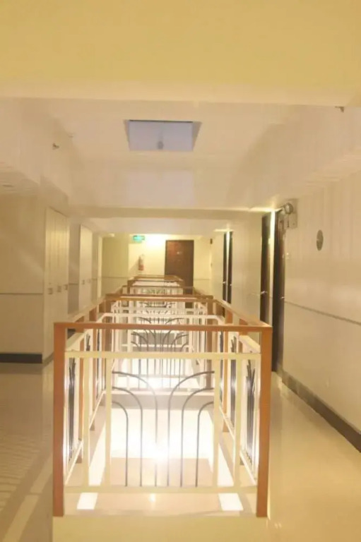 OYO 543 Negrense Suites