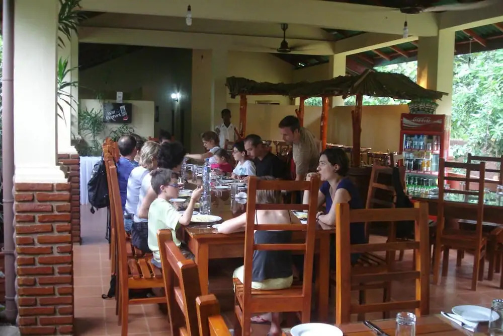 Hotel Athgira