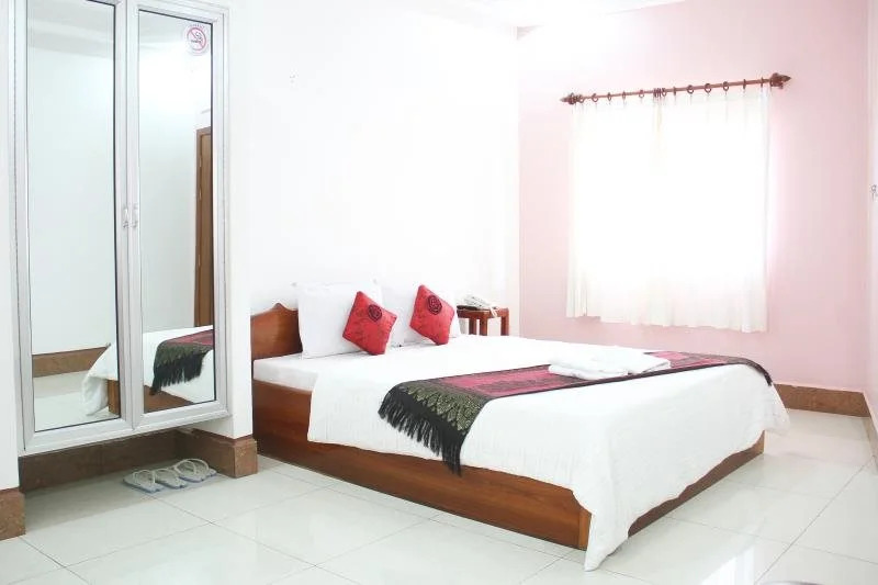 Phnom Penh River View Hotel