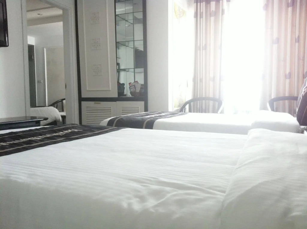 Hanoi Emotion Hotel