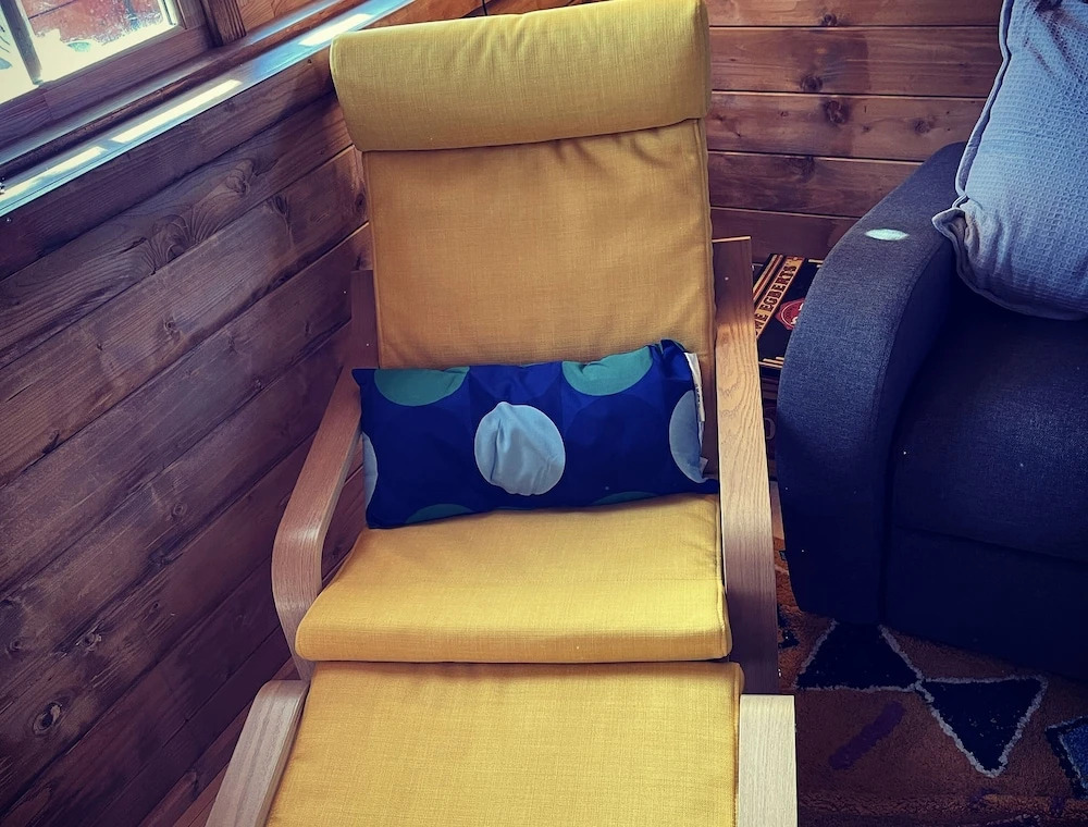Retro Lodge nr Dartmoor with hot tub & opt sauna