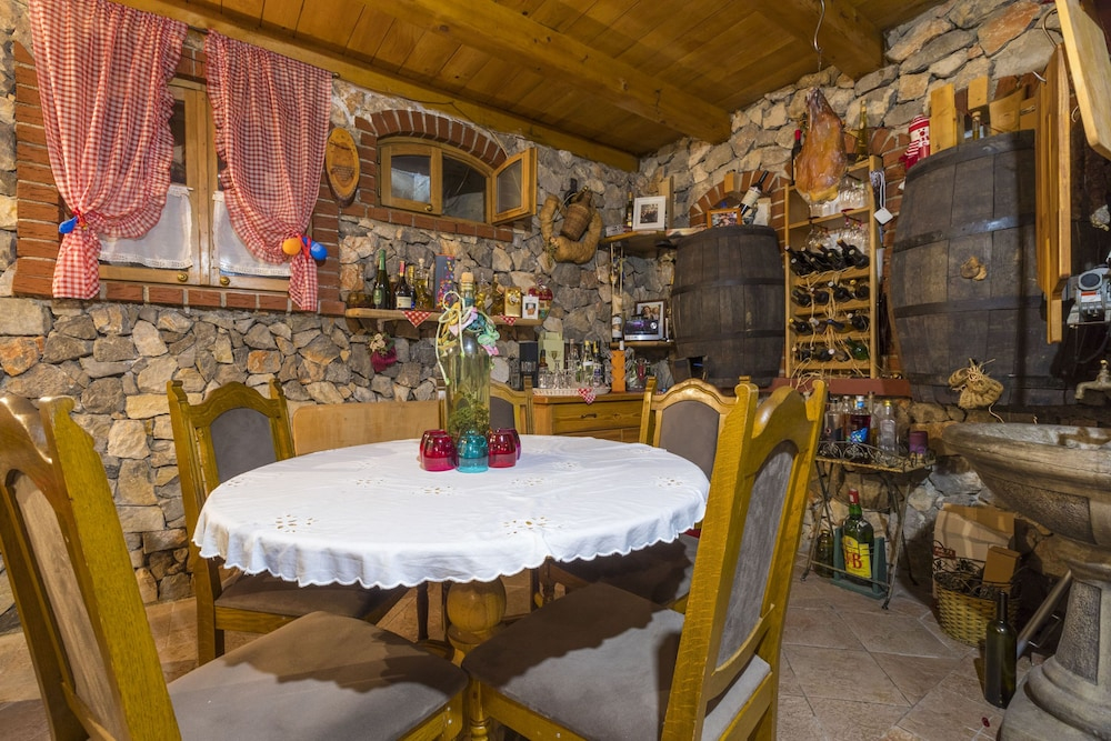 Rooms Nevenka 2