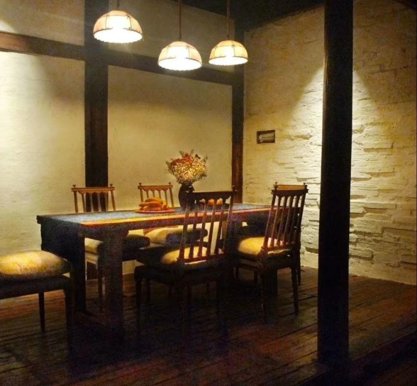 Houjie Wuhao Inn