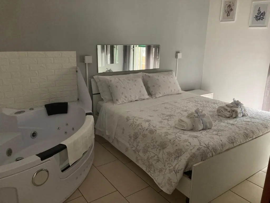 De Gasperi House- Elegante appartamento,con terrazza,nel cuore di Napoli