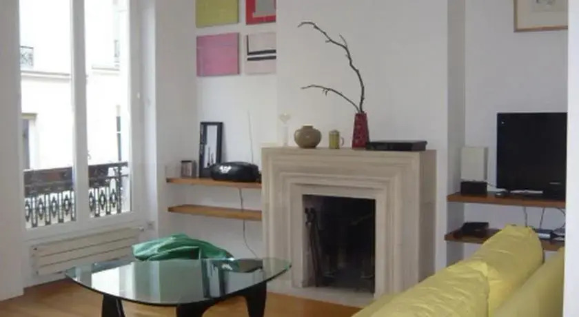 Parisian Home - Montorgueil