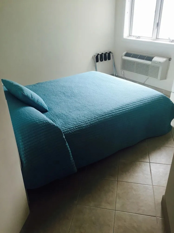 SurfSide Suites