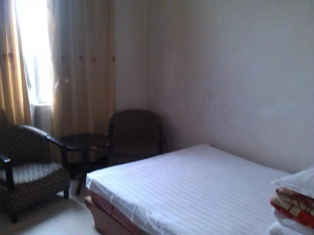 Rujia Apartment
