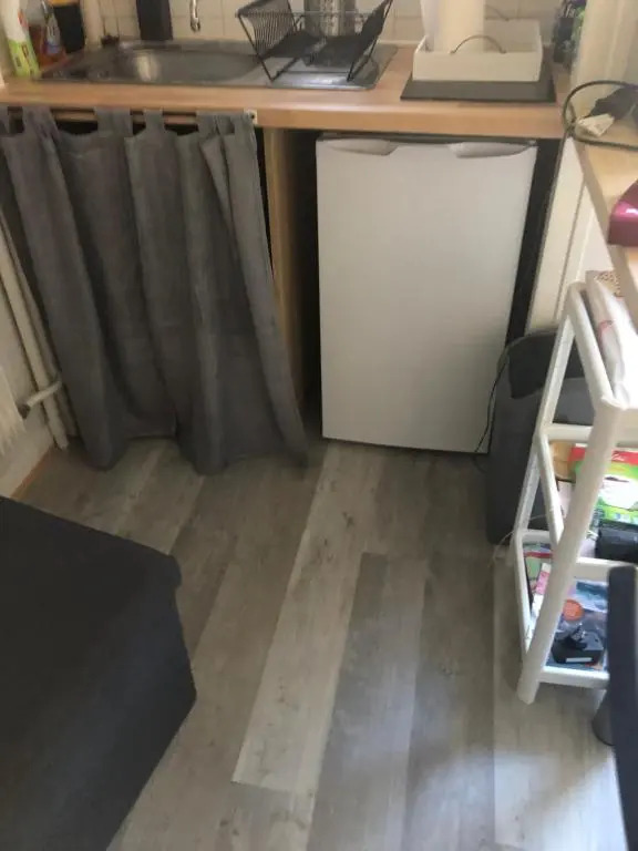 Studio rénové résidence privé proche de toutes commodités et loisirs, Place parking inclus