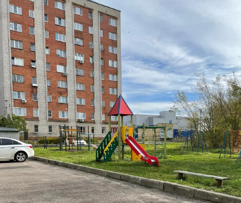 Апартаменты на улице Вихарева 14
