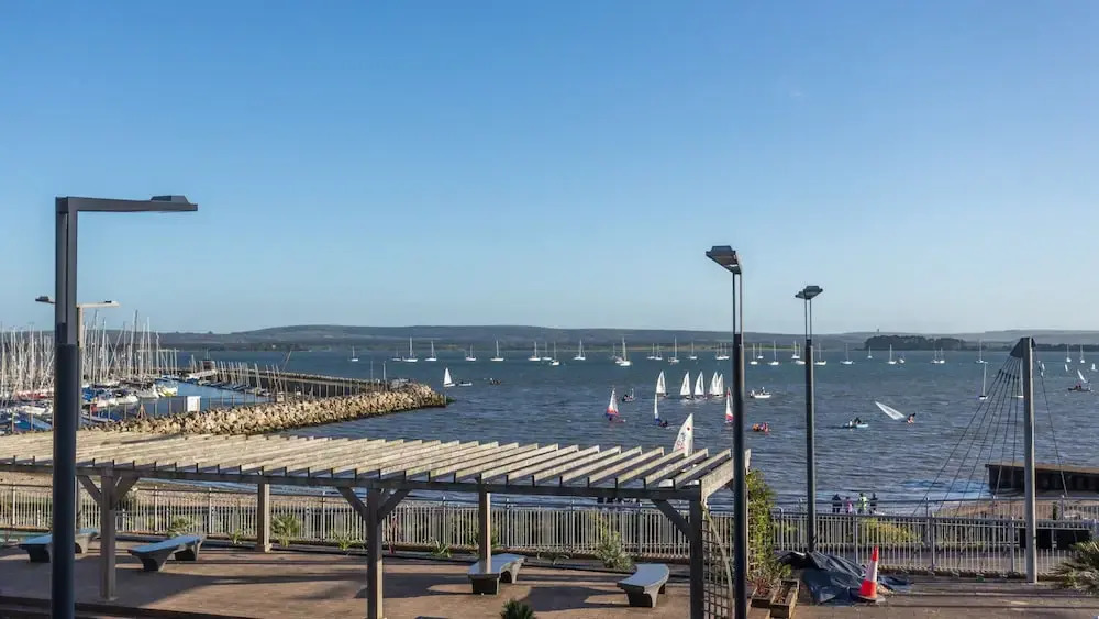 Coxswains Cabin - Moments from Hamworthy Beach and Park