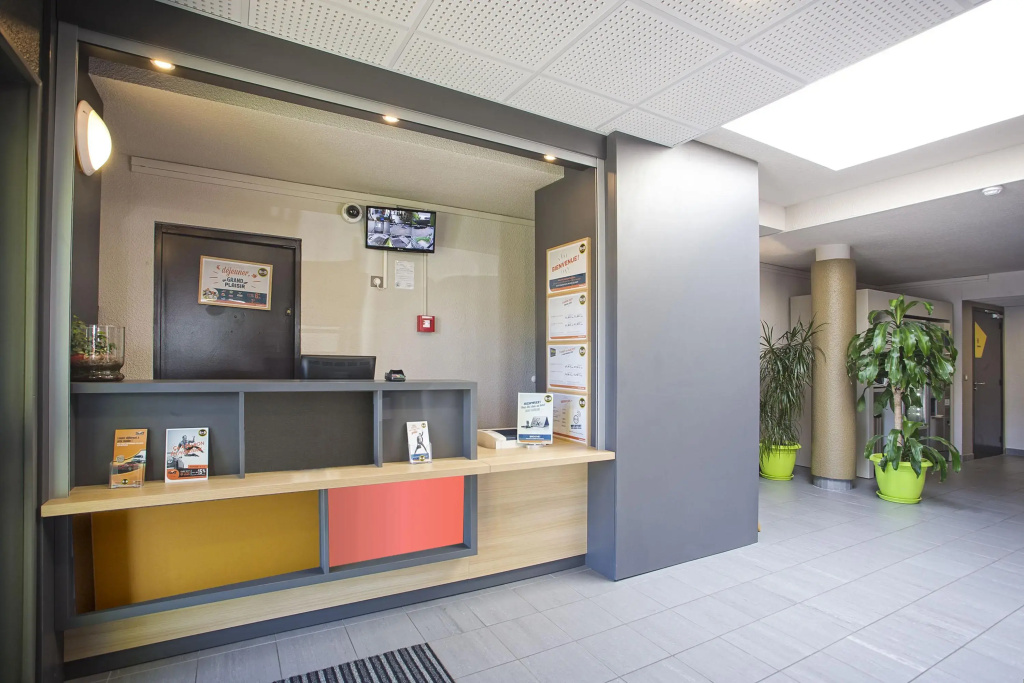 B&B HOTEL Lille Roubaix Campus Gare