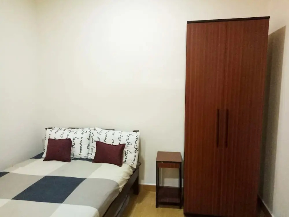 Yoho Villa 84