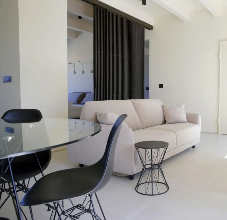 SETTANNI Sea Suites