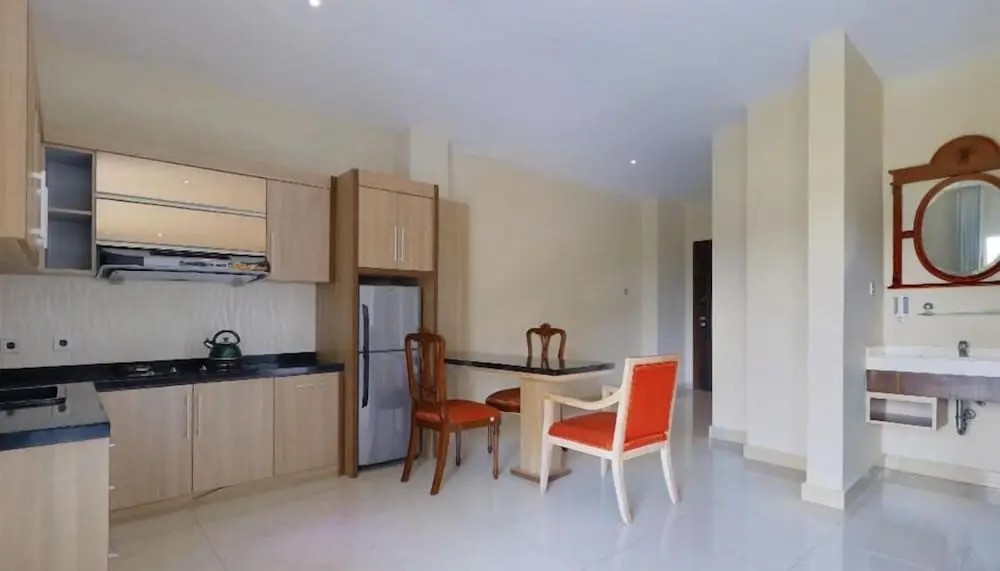 OYO 128 Mutiara Suites