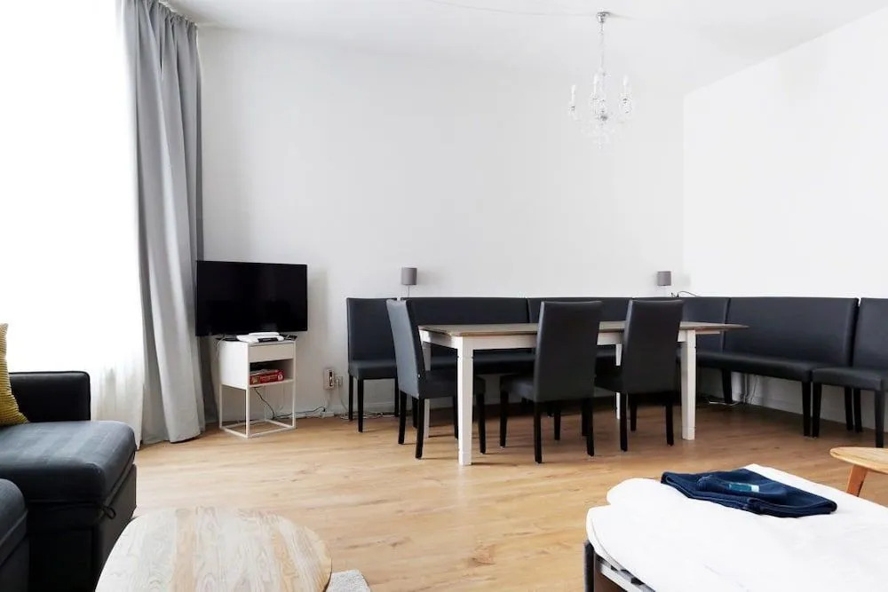 RockChair Apartment Greifswalder Straße