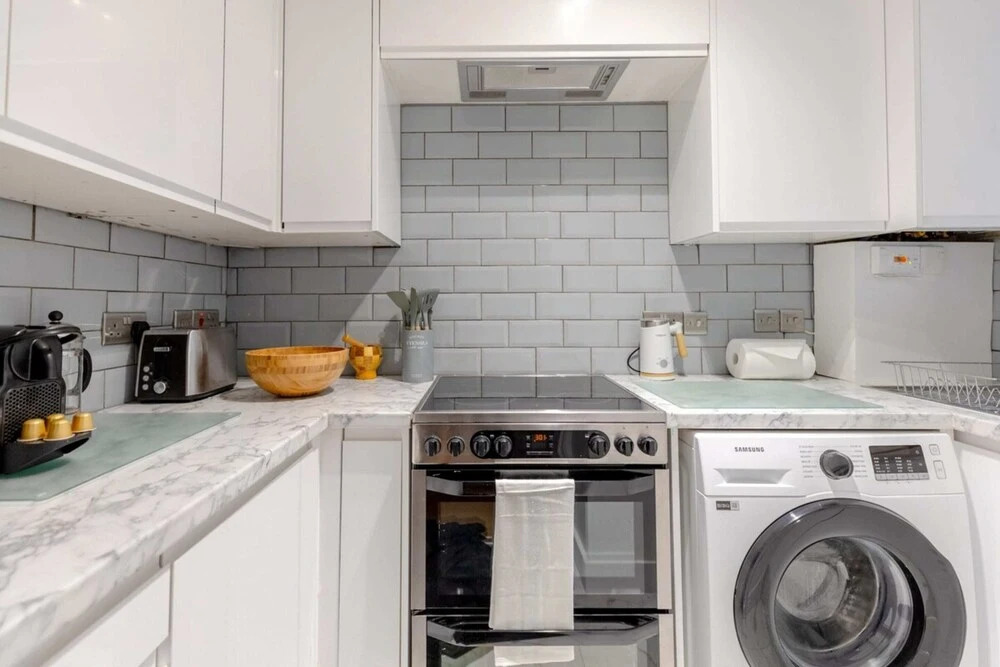 Central & Stylish 1BD Flat - 8mins to Greenwich!