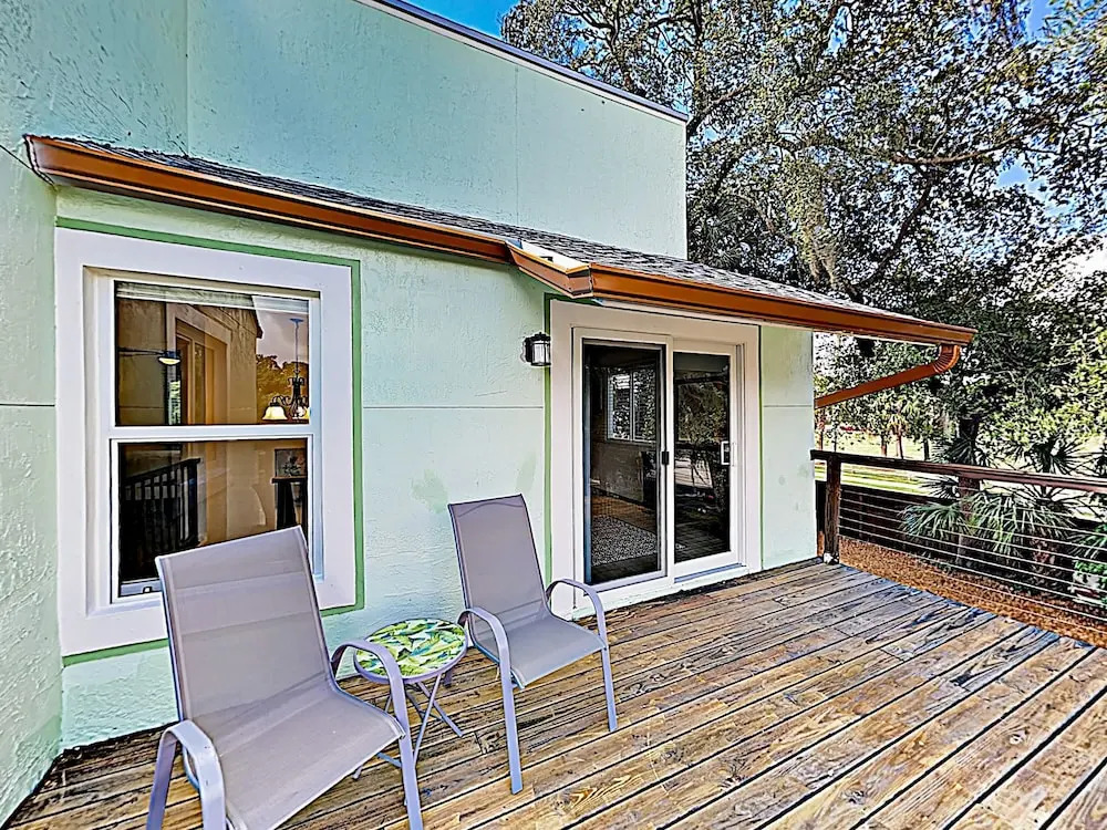 New Listing! Beach W/ Tiki Bar & Hot Tub 3 Bedroom Duplex