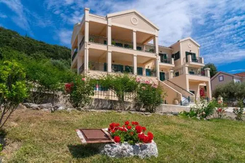 Marias Apartments