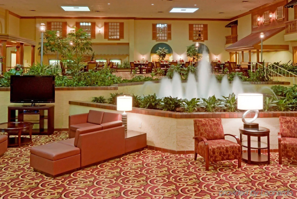 Holiday Inn Cincinnati Airport by IHG