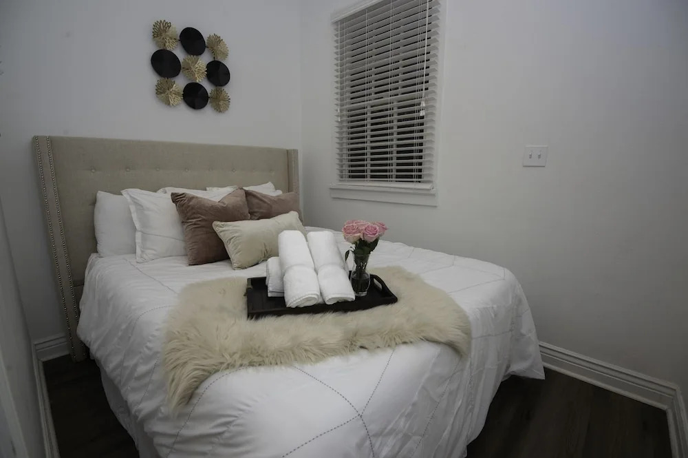 Elegant NOLA Chateau: Prime Spot - By YouRent