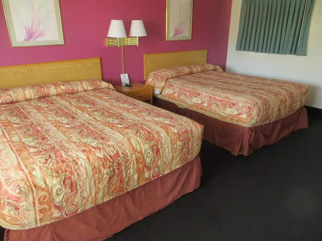 Economy Inn