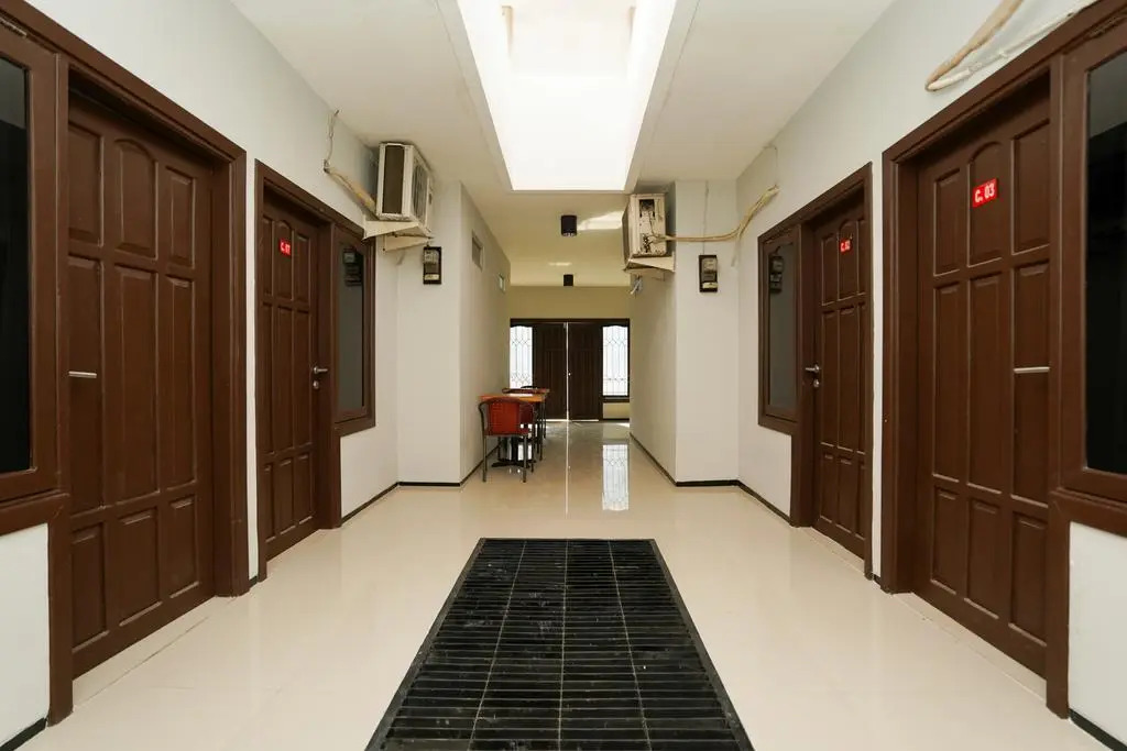 OYO 1541 Padang Pasir C-12 Residence