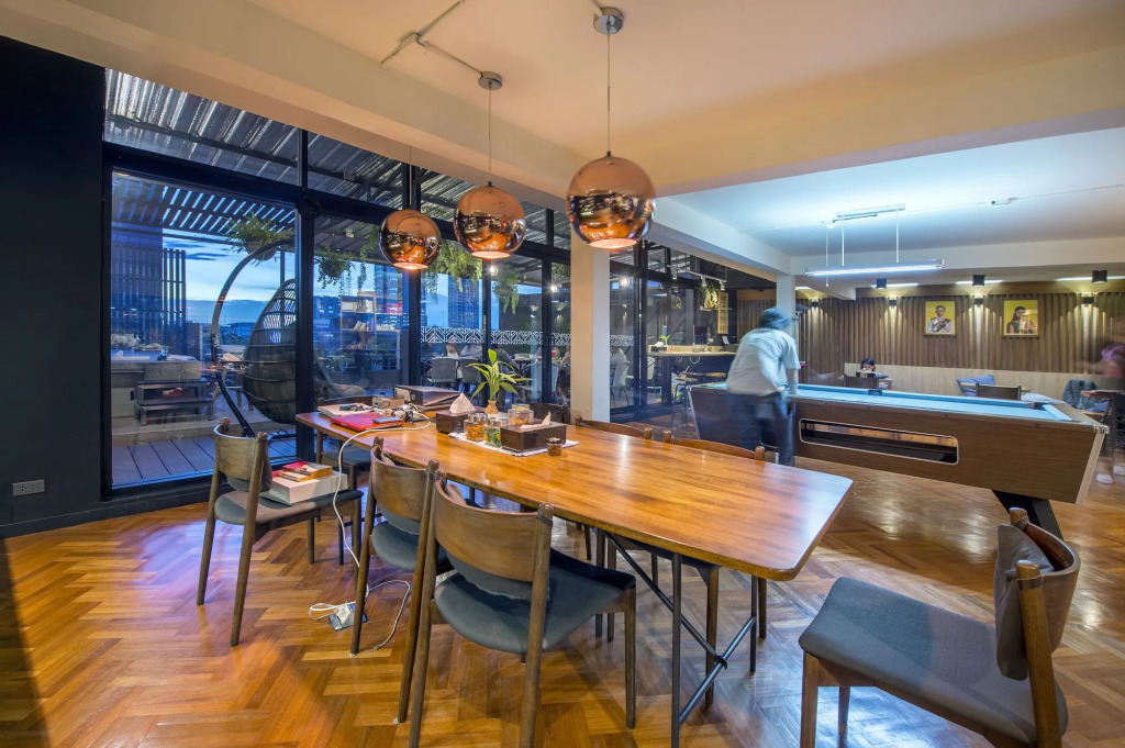THE Posh Phayathai