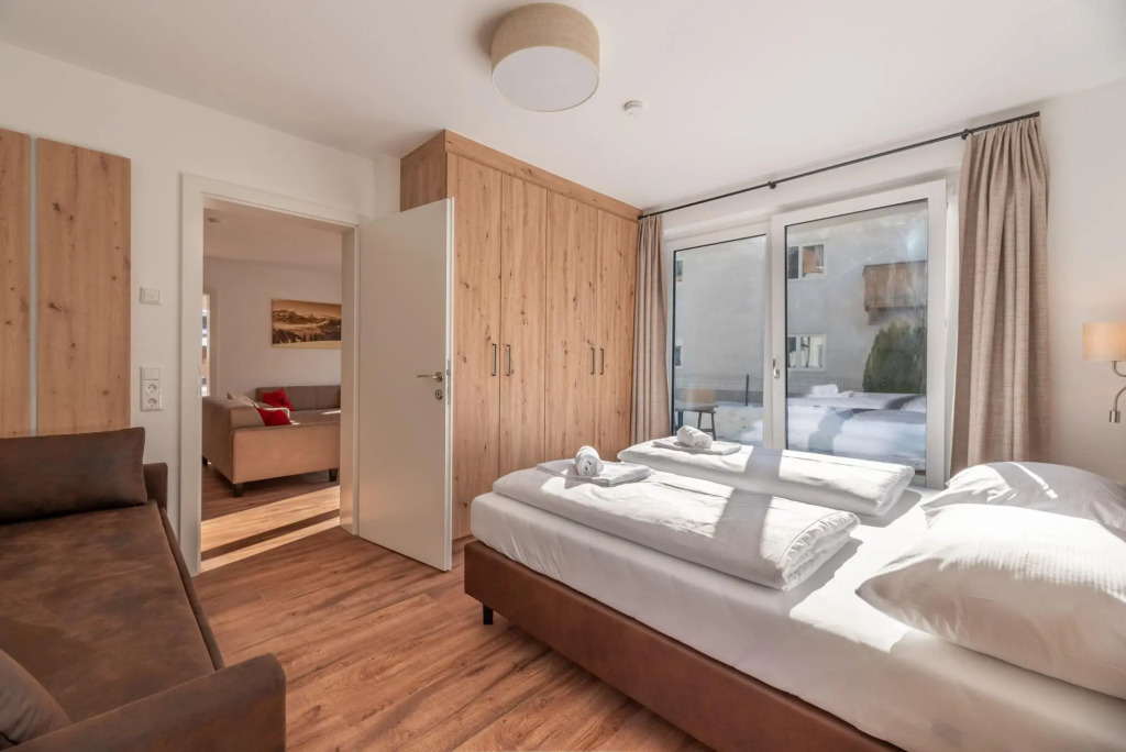 Falken Suites ONE with garden