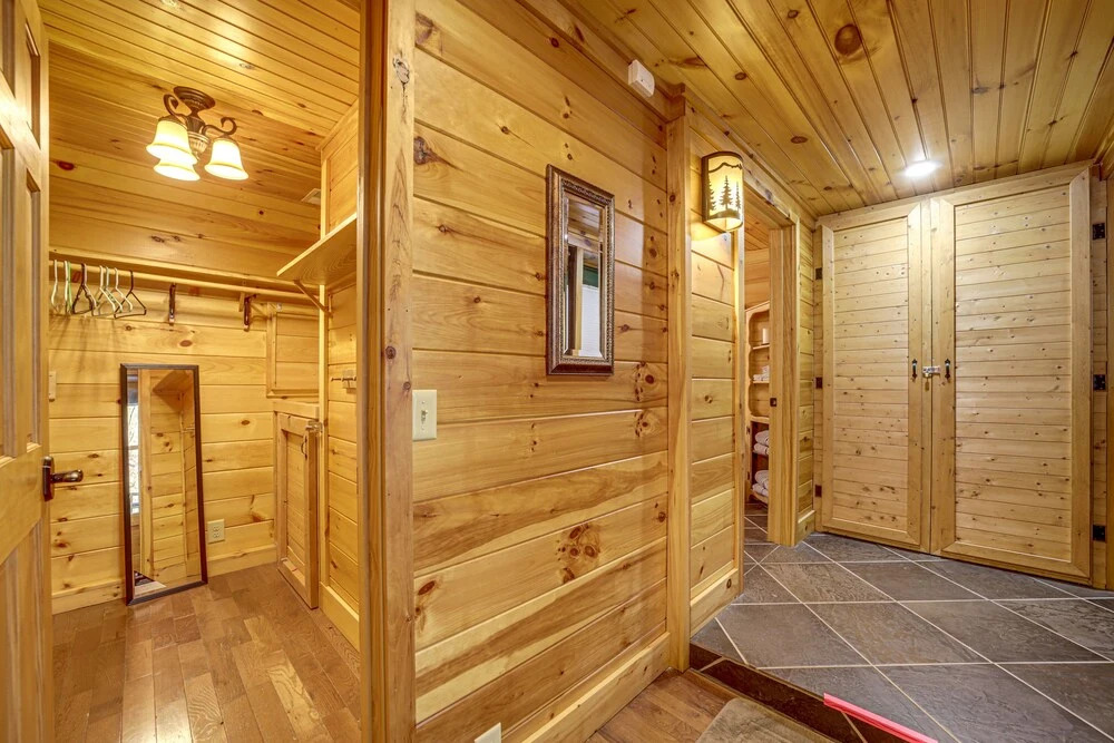 'twin Creeks Lodge' w/ Hot Tub < 1 Mi to Lake!