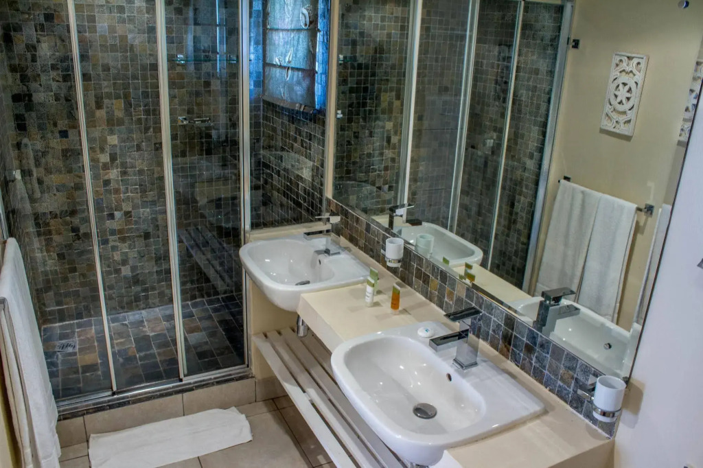 White Oaks Villas